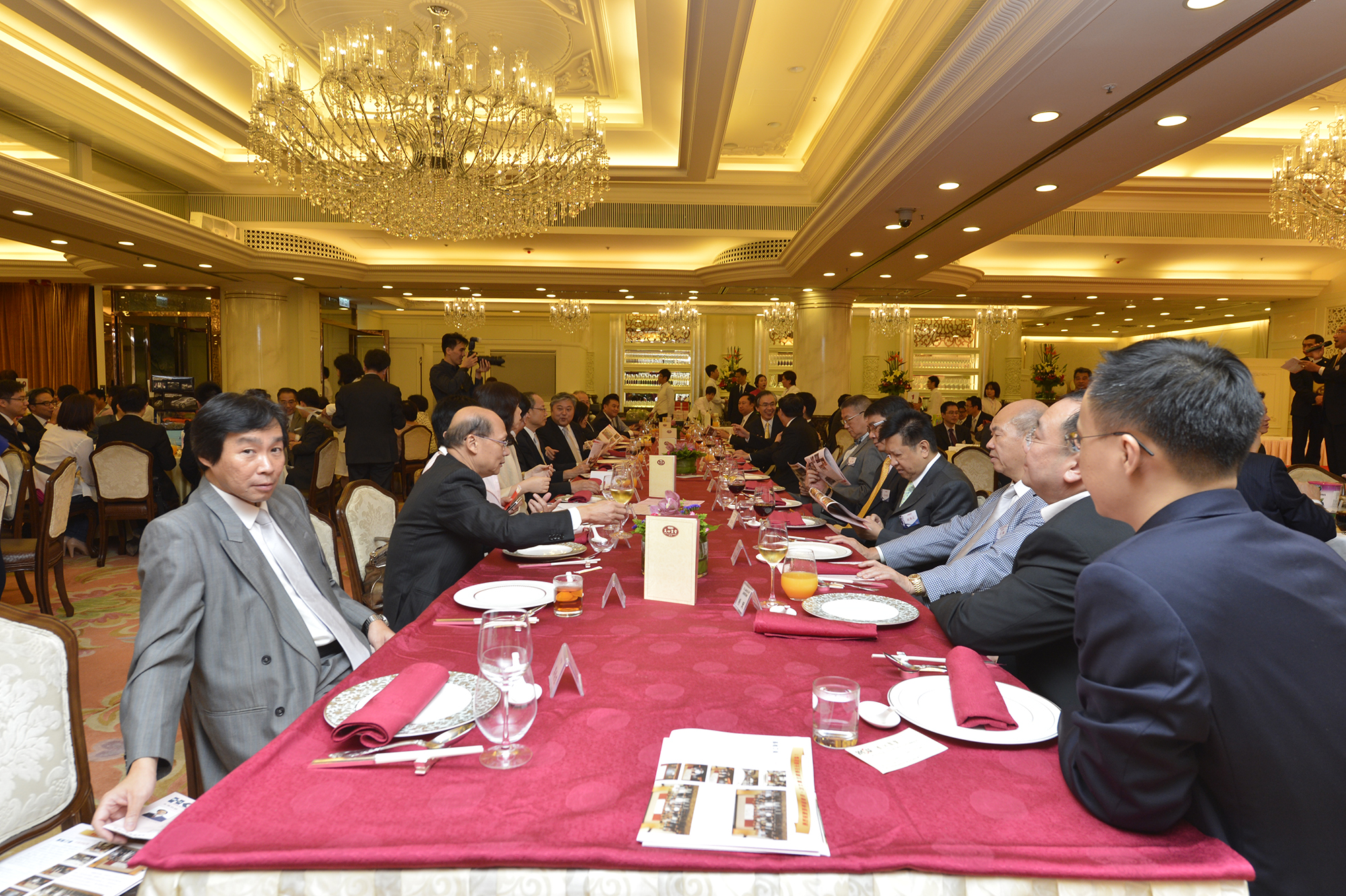 慶祝香港回歸十六周年暨本會成立三周年聯歡晚會